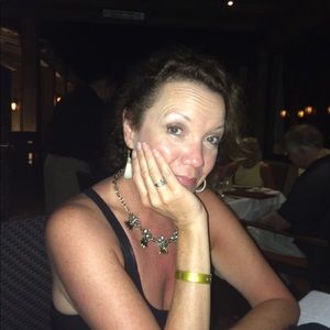 Meet your Posher, Tracey